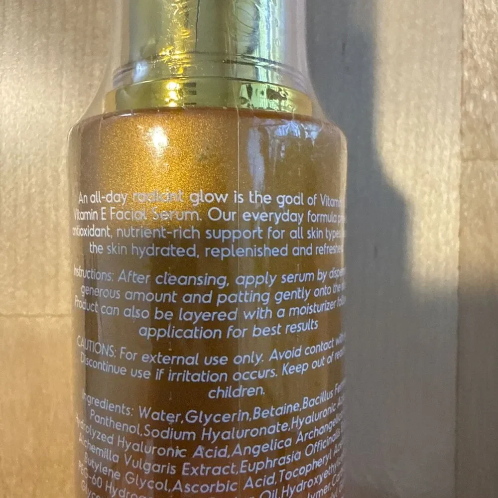 ENVY Vitamin C & Vitamin E Glow-Boosting Facial Serum 1.69 OZ.Exp Nov 2027
